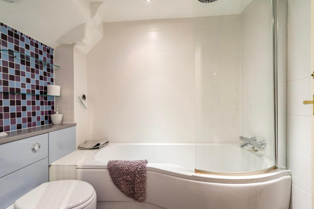 43 County House Apartment York